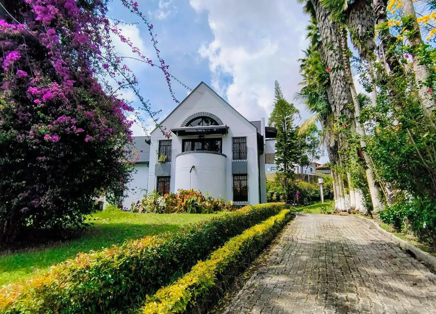 Chalet Hermosa Finca El Castillo - Excelente Ubicacion Rionegro Marinilla Colombia